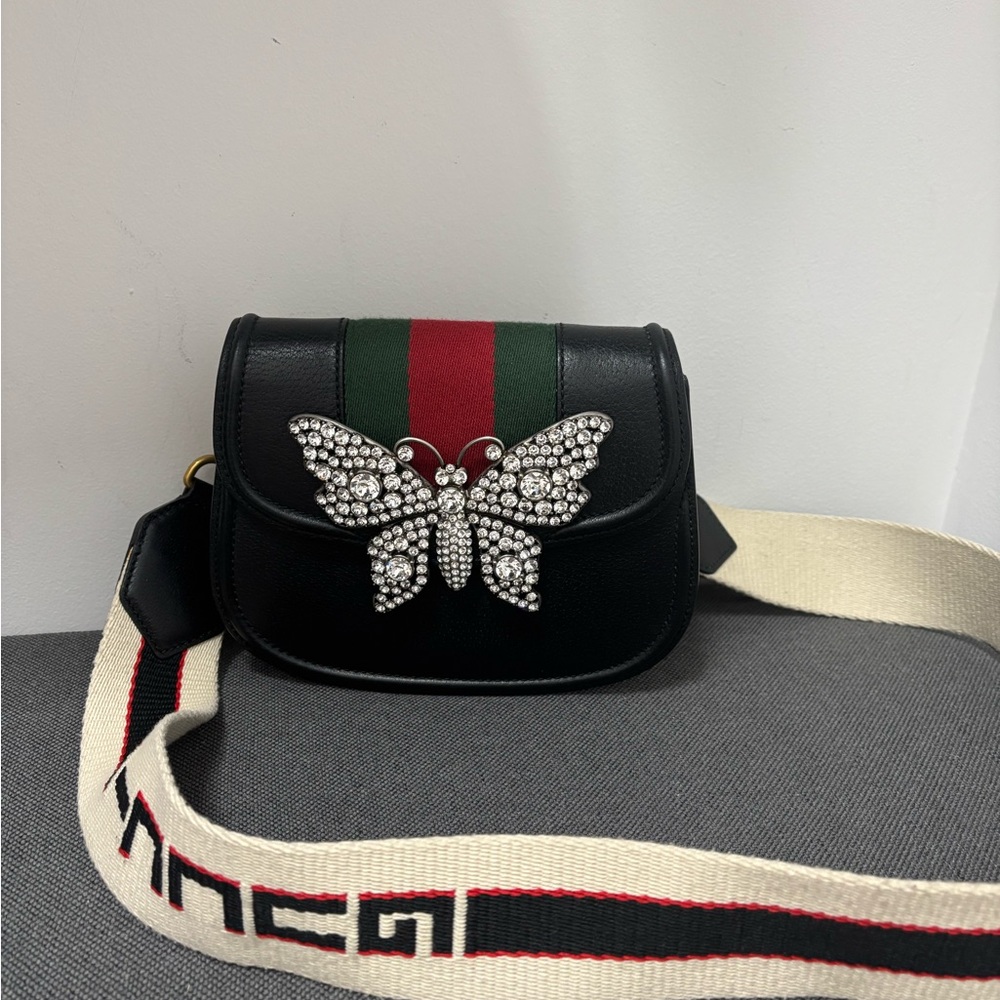 Gucci Linea Totem Black Leather Bag With Crystal Butterfly - Picture 2 of 15